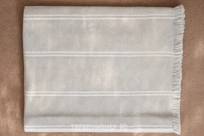 مفرش ركنه جراي مقلم 